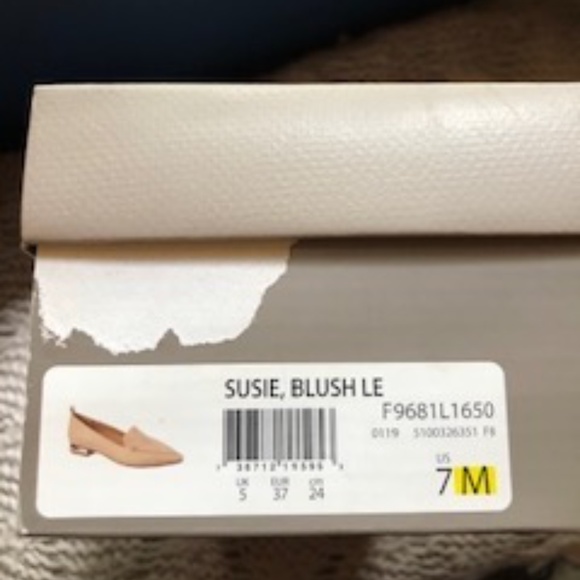 *HOST PICK* Franco Sarto Susie Blush Flats *NEW* - Picture 2 of 9